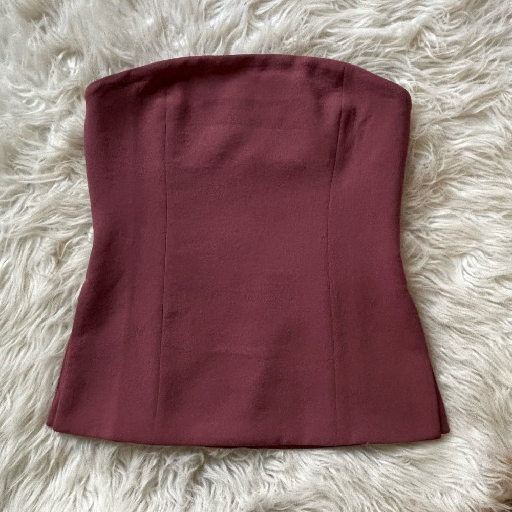 Aritzia Strapless Peplum Top in Mauve - Picture 10 of 14